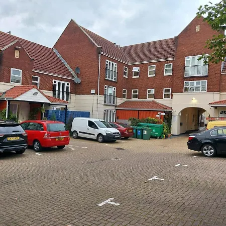 Апартаменты Serviced Lettings - Beaufort Court