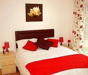 Апартаменты Serviced Lettings - Beaufort Court