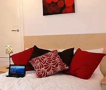 Serviced Lettings - Beaufort Court